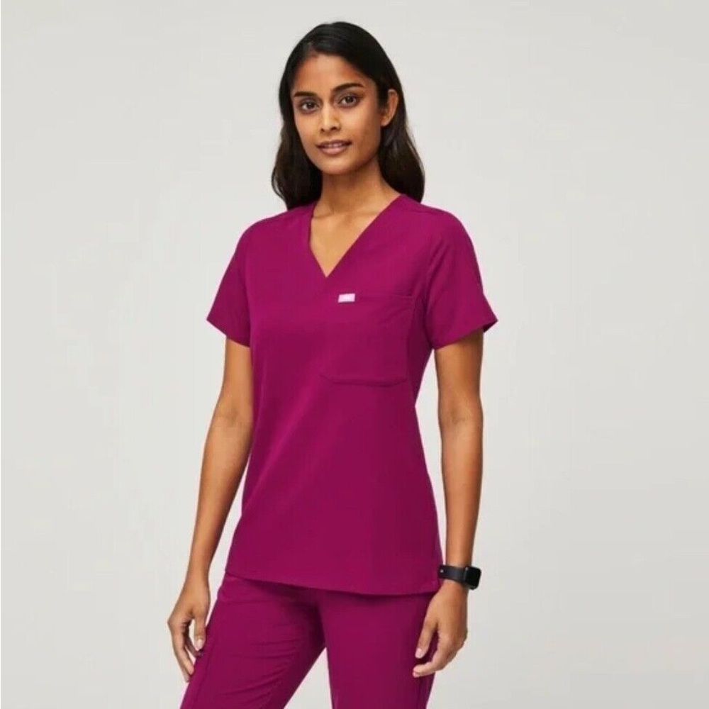 Figs Dark Magenta Catarina One Pocket Scrub Top, Size Large